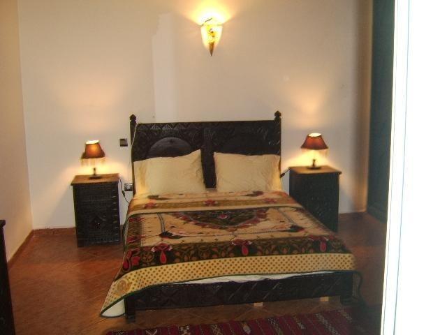 Manis Set In A Area Apartment